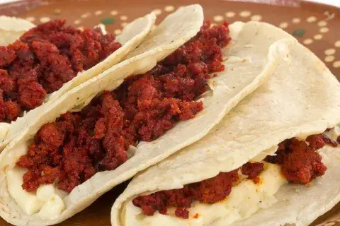 Quesadillas de chorizo ​​y queso